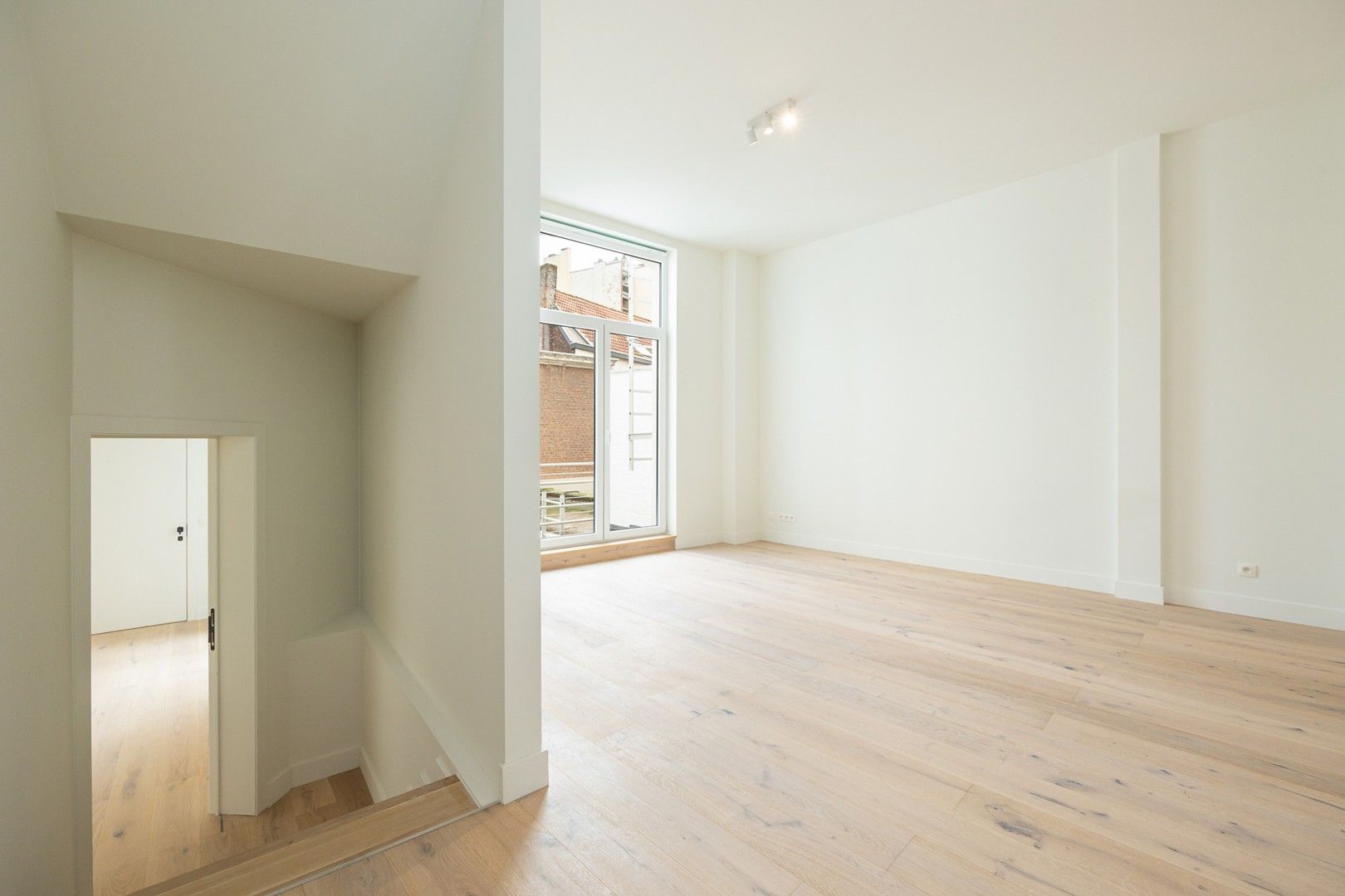 APPARTEMENT MET TERRAS foto 5