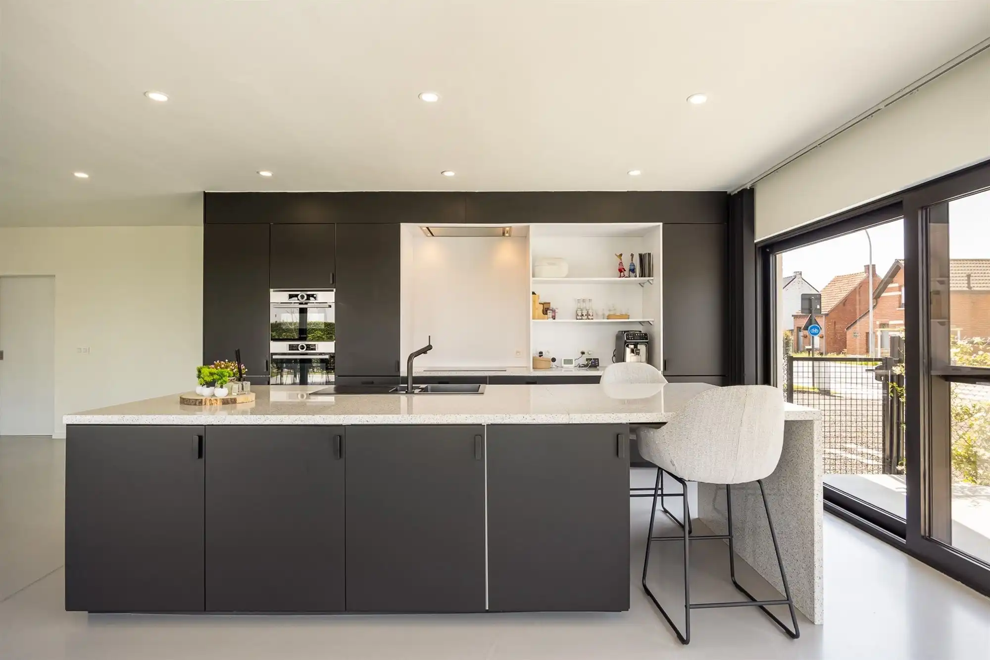 Instapklare villa met 3 slaapkamers op 797 m² foto 5