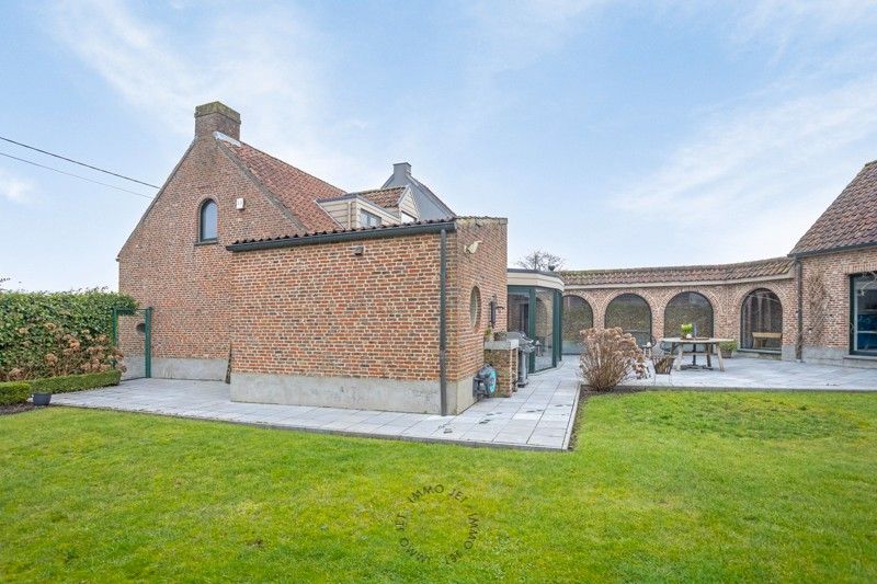Unieke woning in hoevestijl met tal van mogelijkheden foto 2