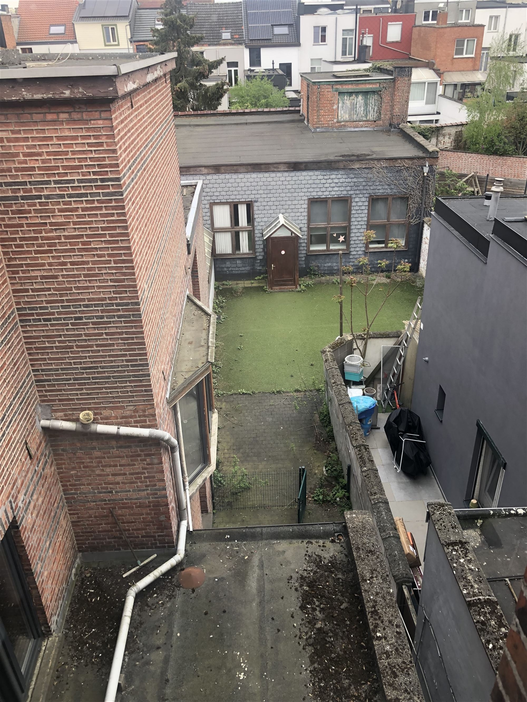 ruime rijwoning met polyvalent bijgebouw en tal van mogelijk foto 17