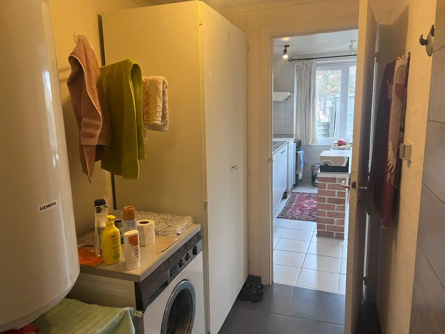 Woning met gezellig tuintje en privatieve staanplaats te huur in De Haan! foto 14