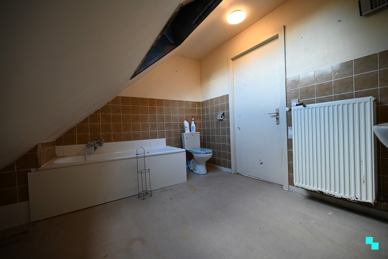 Te renoveren eengezinswoning gelegen op een perceel van ca. 300 m² foto 27
