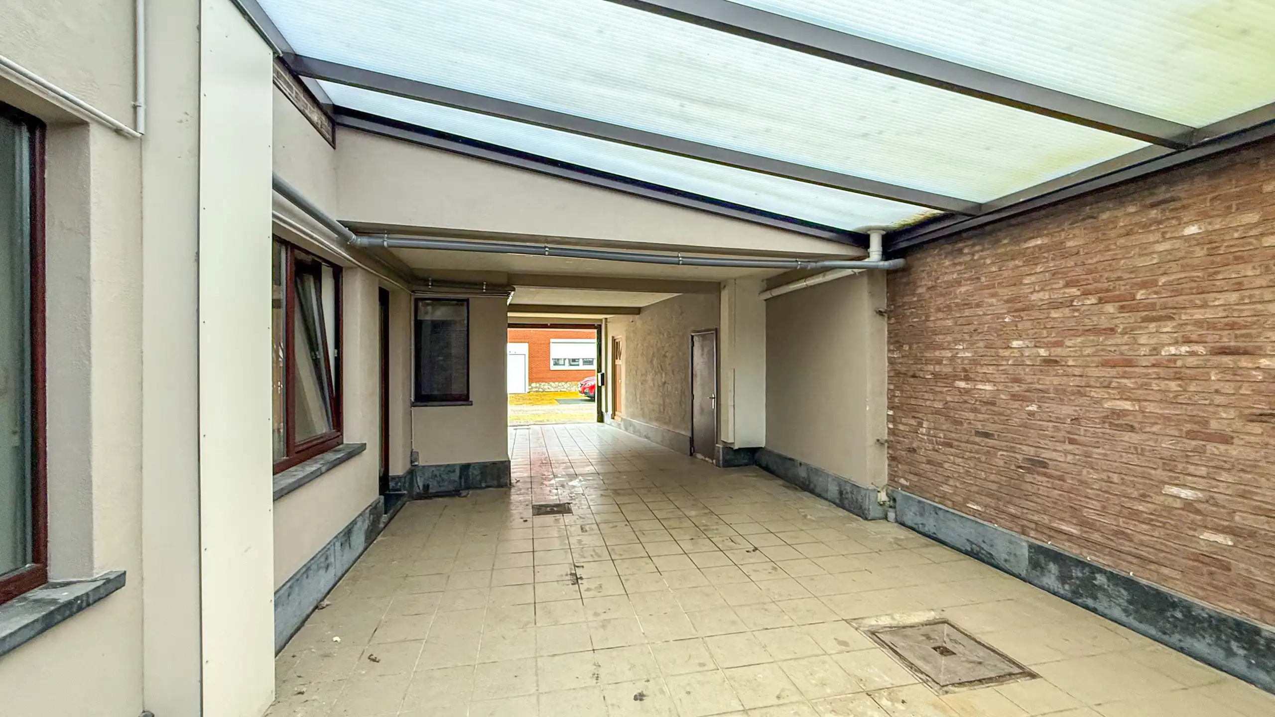 Handelspand met ingerichte bakkerij & appartement Wellen foto 29