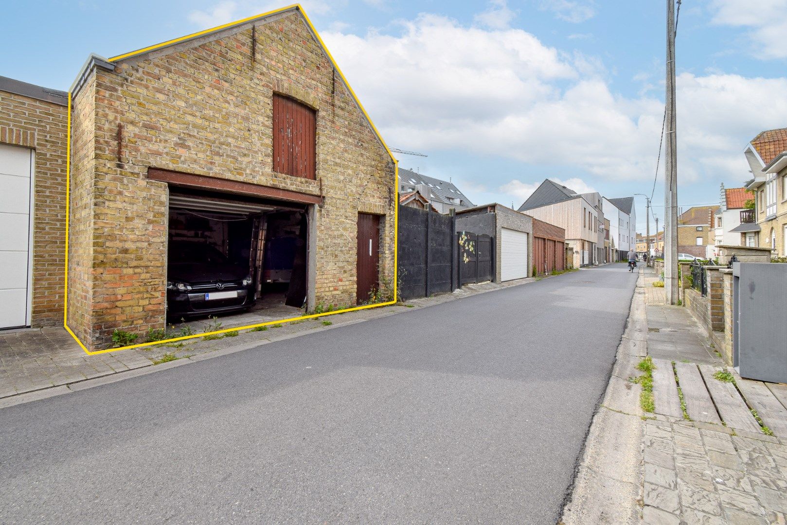 Ruime gezinswoning met 4 slaapkamers, tuin en garage – ideaal renovatieproject te Lombardsijde foto 15
