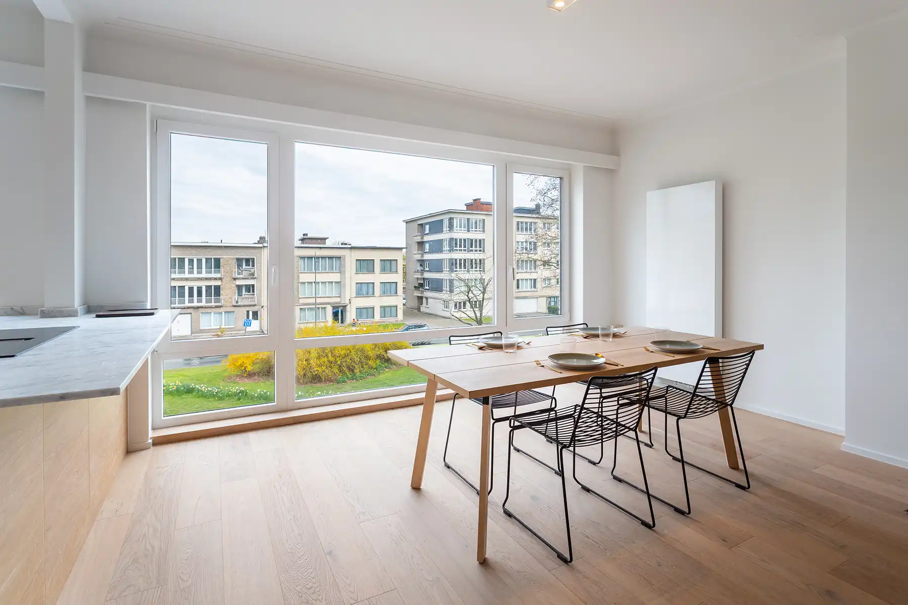 Wilrijk - Gerenov.  2 à 3 slaapkamer app. met terras + P  foto 4