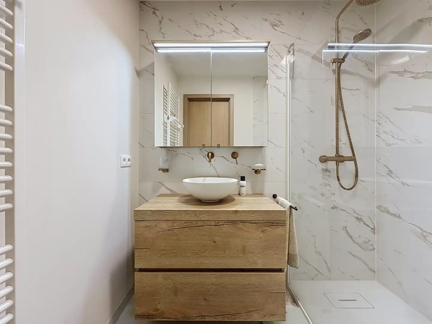 Luxueus duplexappartement met twee terrassen en panoramisch uitzicht nabij de jachthaven foto 13