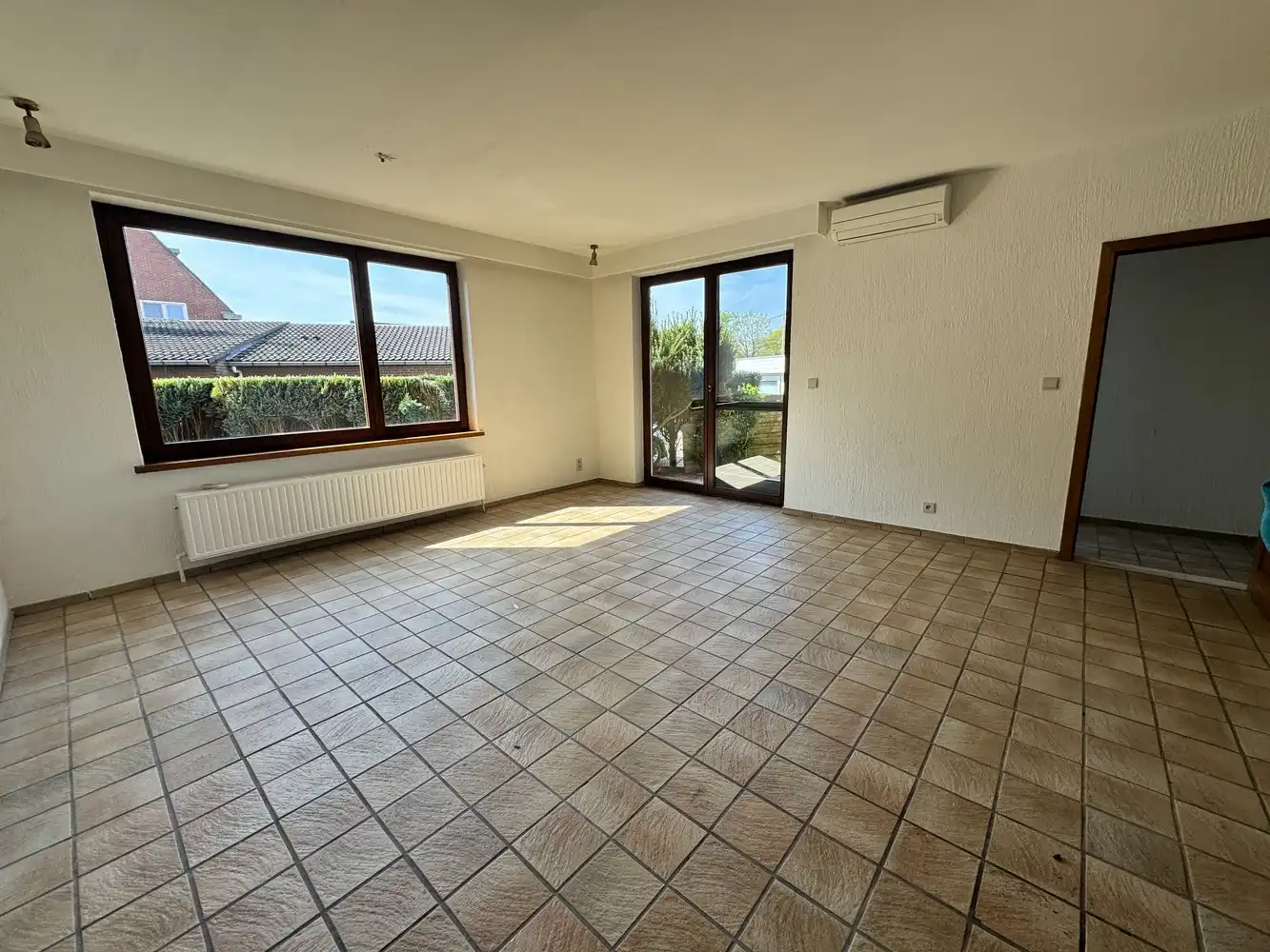 Woon- en handelsruimte op een strategische toplocatie in Zutendaal!🏡💼 foto 6