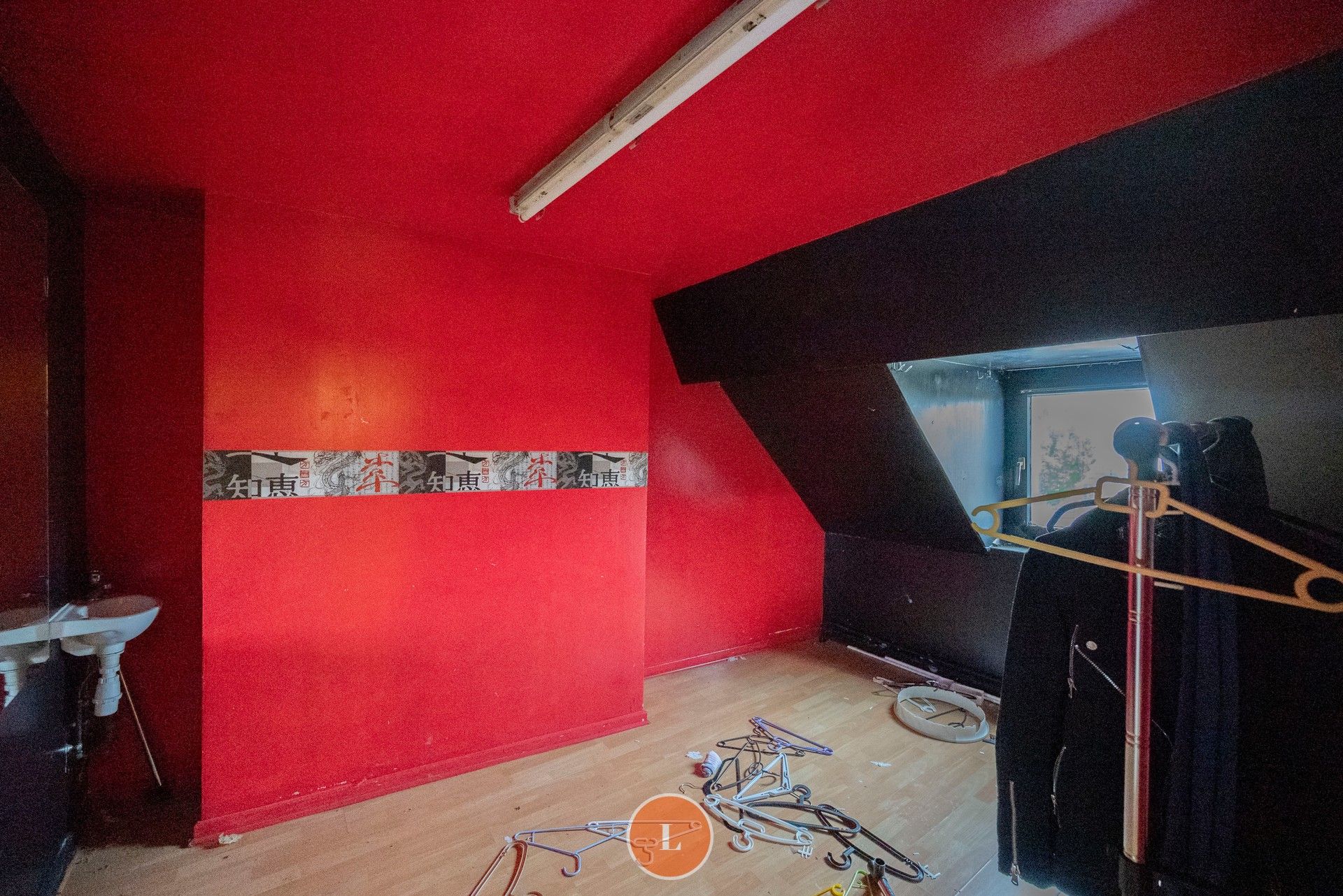 Te renoveren handelshuis met tuin foto 10