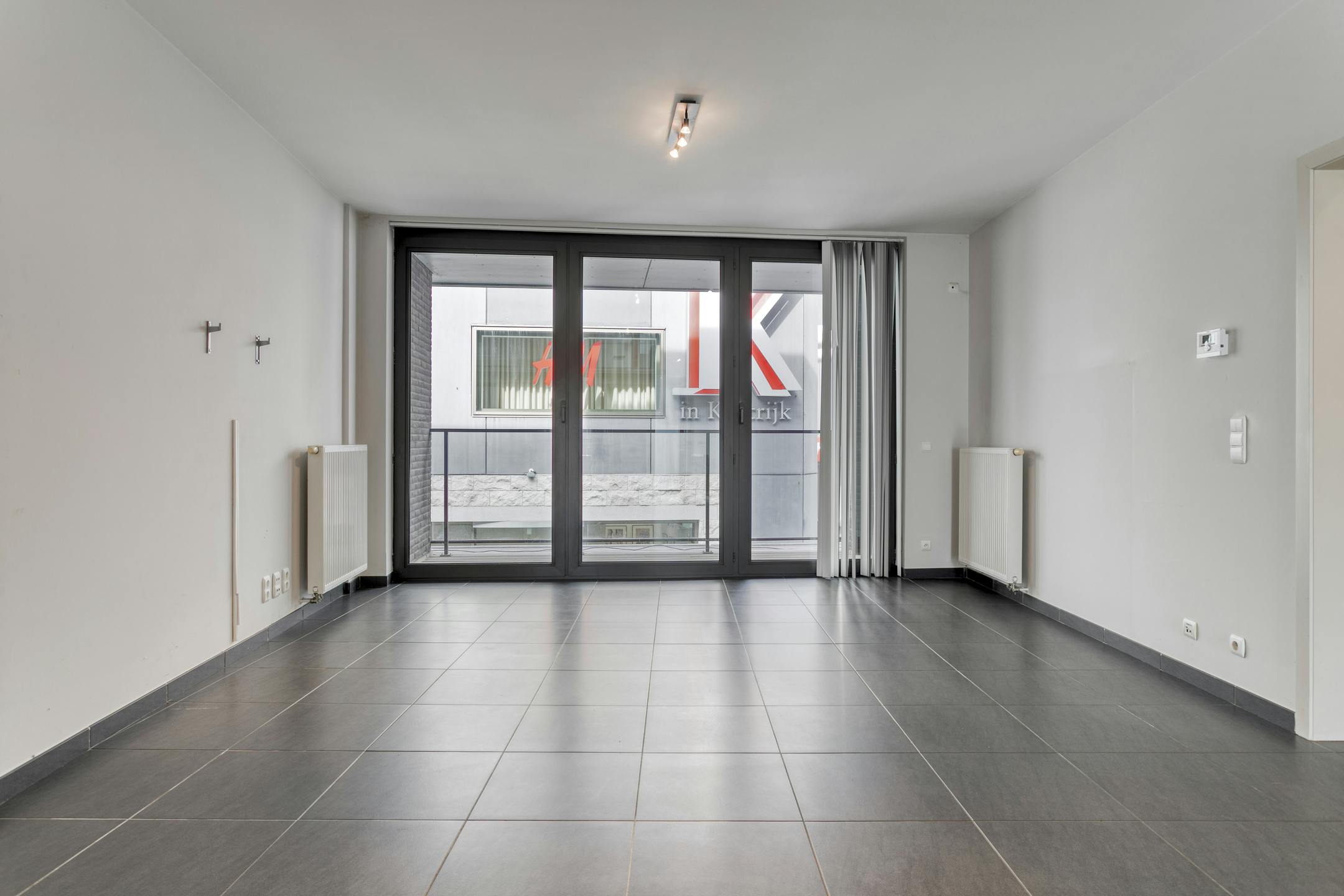 Energiezuinig appartement te koop in hartje Kortrijk! foto 4