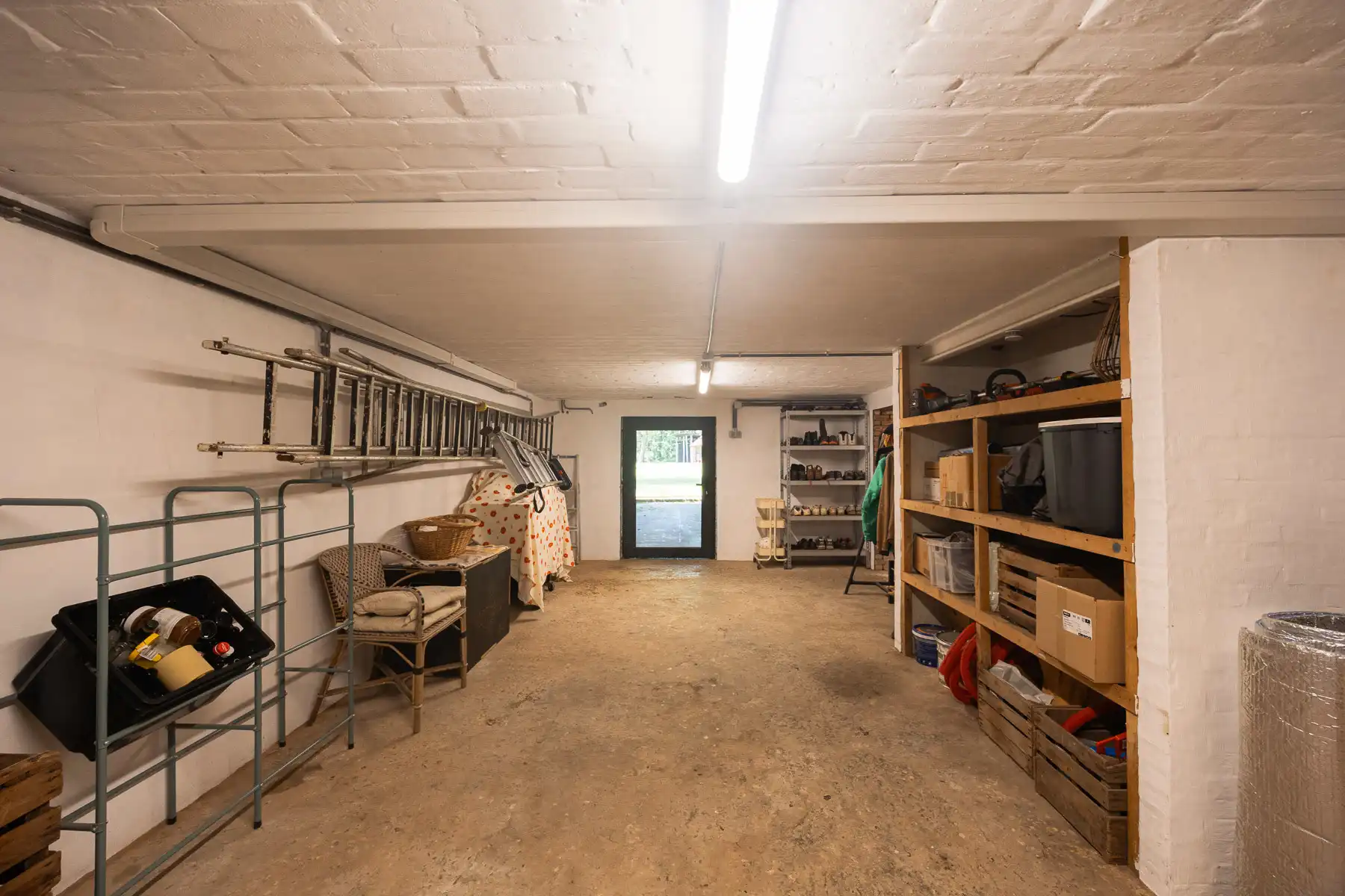 Buitenkans: gerenoveerde topwoning op prachtig perceel van 2.290 m² foto 29
