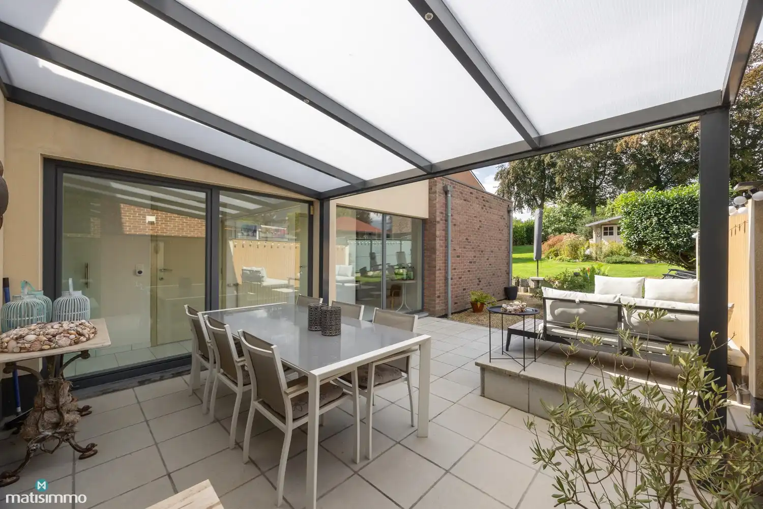 INSTAPKLAAR GERENOVEERDE WONING MET 3 SLAAPKAMERS, GARAGE, CARPORT EN PRACHTIGE TUIN NABIJ HET KANAAL EN DE MAAS IN LANAKEN foto 30