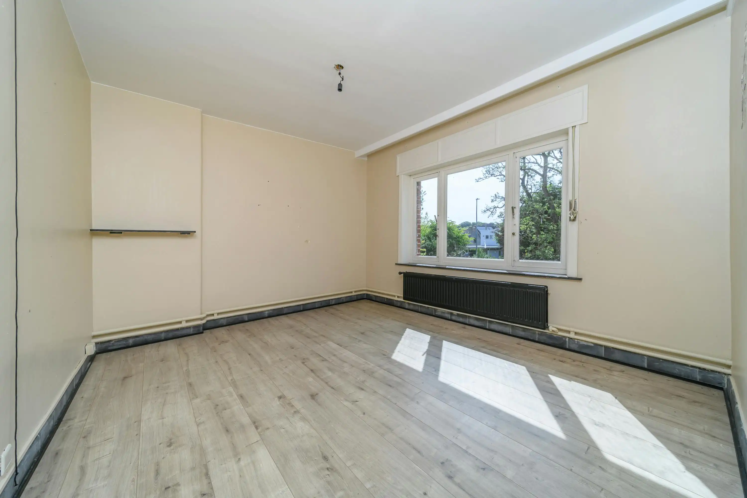 Te renoveren villa te Hertsberge foto 9