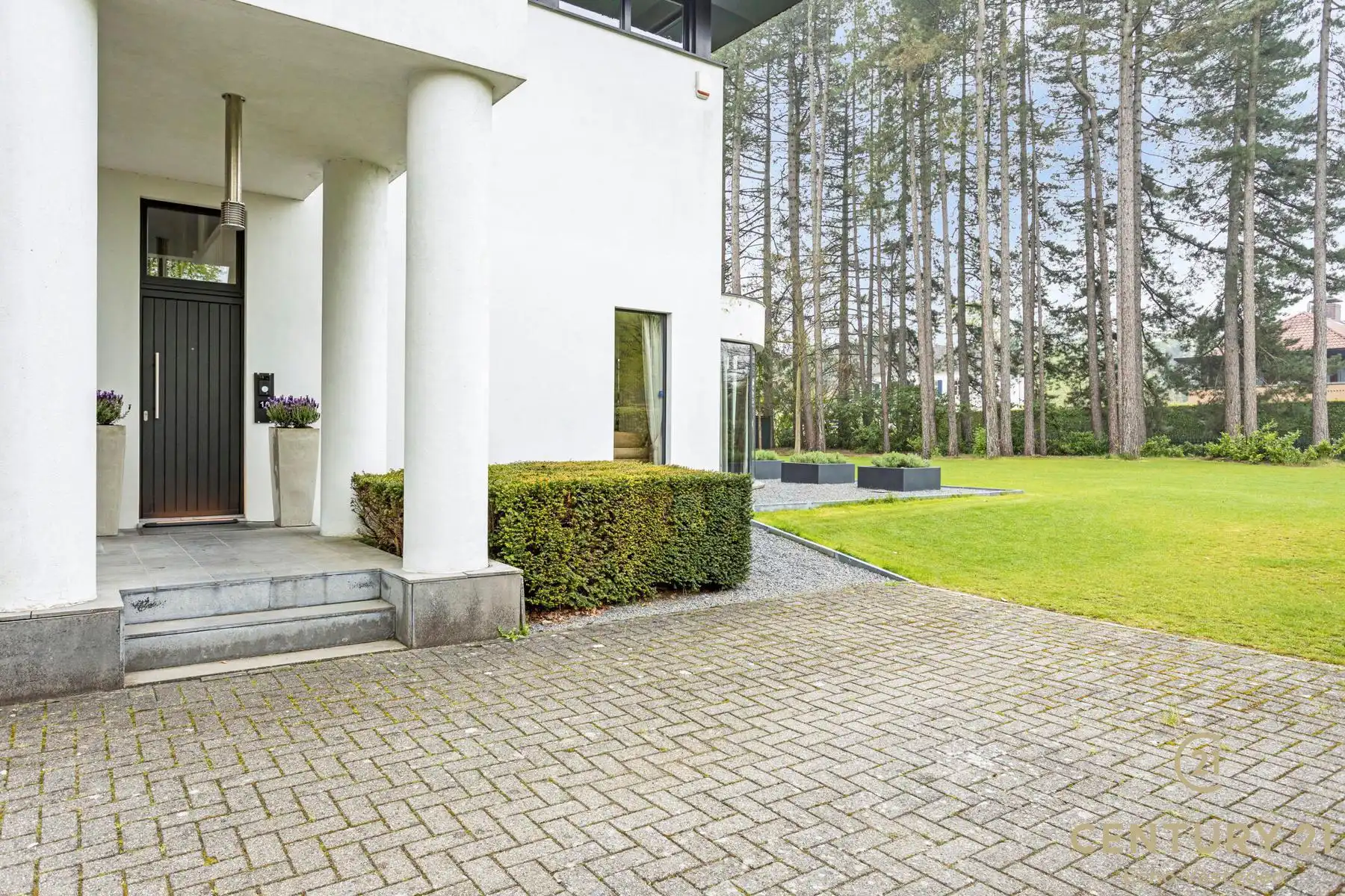 Villa met binnenzwembad en COMPLETE wellness op ca 2590m² foto 4