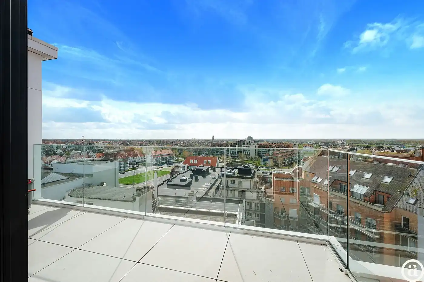 Exclusief en luxueus duplexappartement met panoramisch zicht foto 15