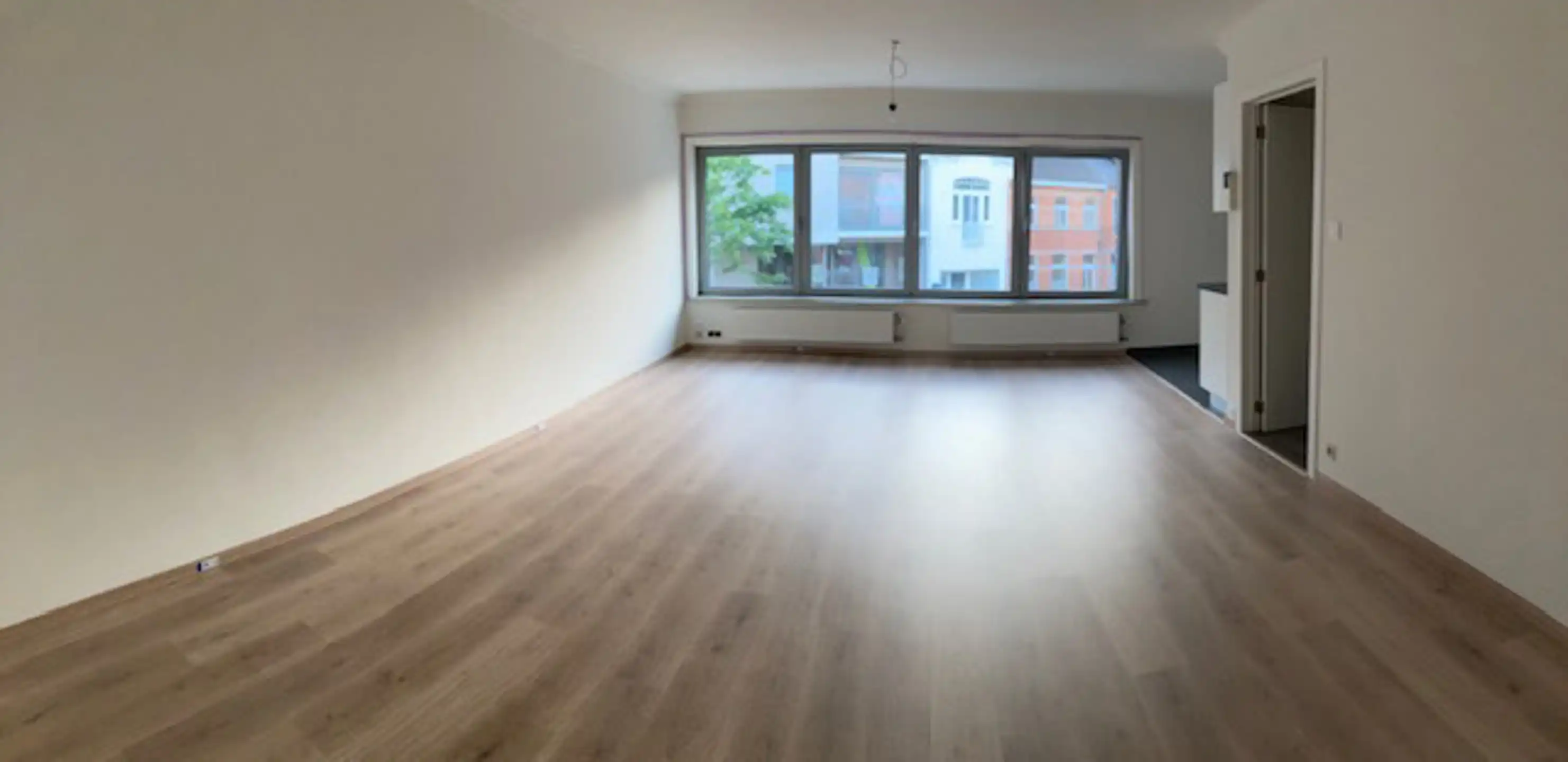 TE KOOP: appartementsblok met handelsgelijkvloers foto 10
