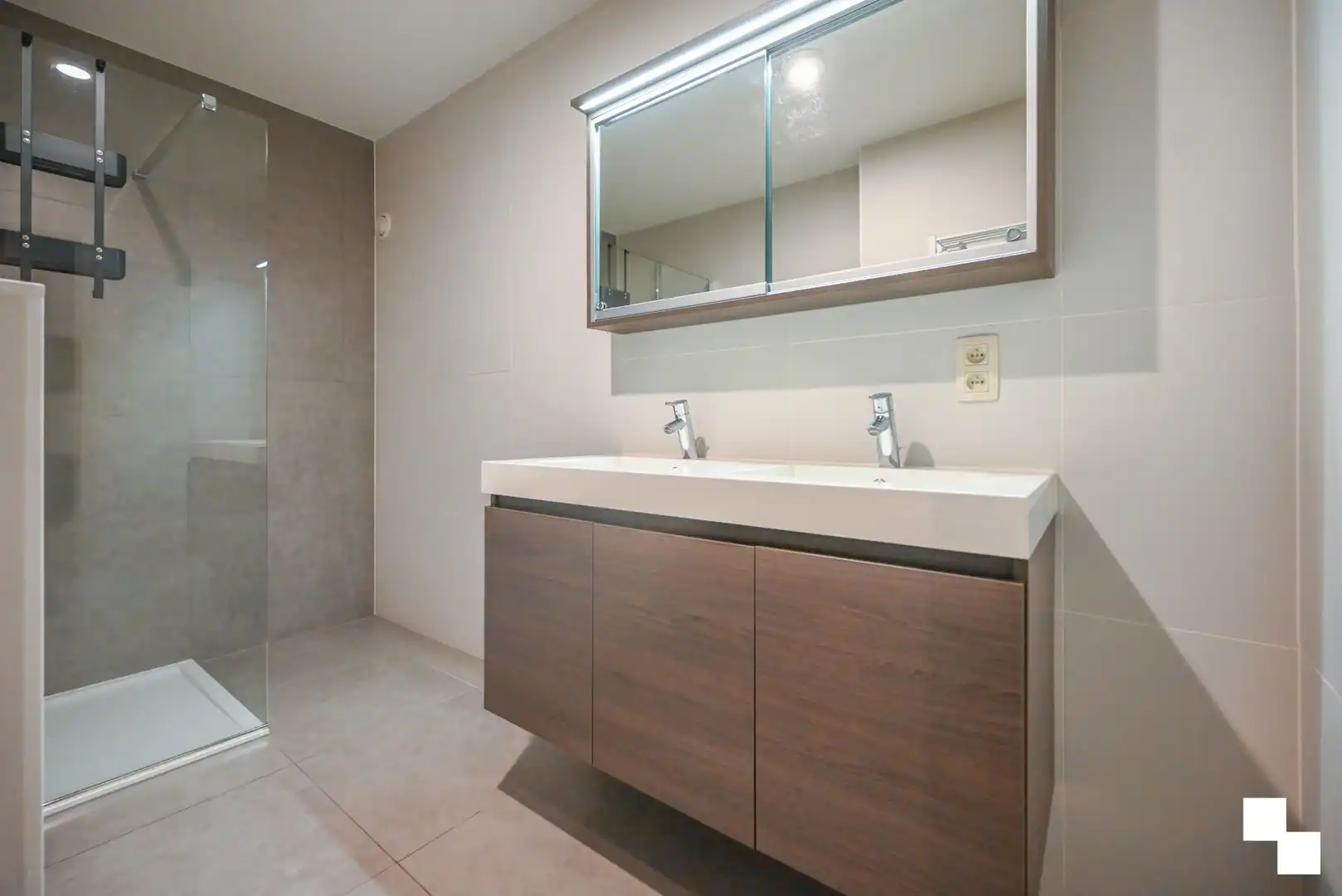 Duplex appartement van ca. 144 m² in het centrum van Kachtem foto 24
