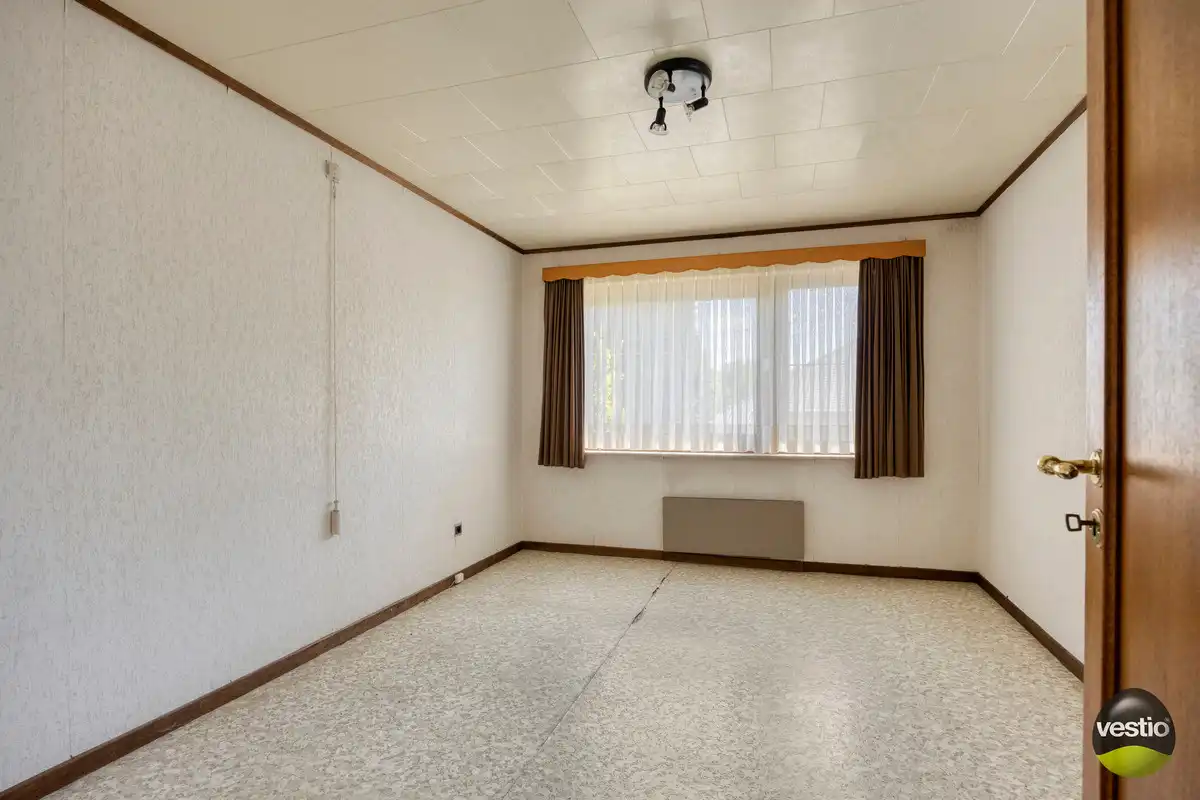 RUSTIG GELEGEN TIJDLOZE WONING MET 4 SLK EN RUIME TUIN. foto 22