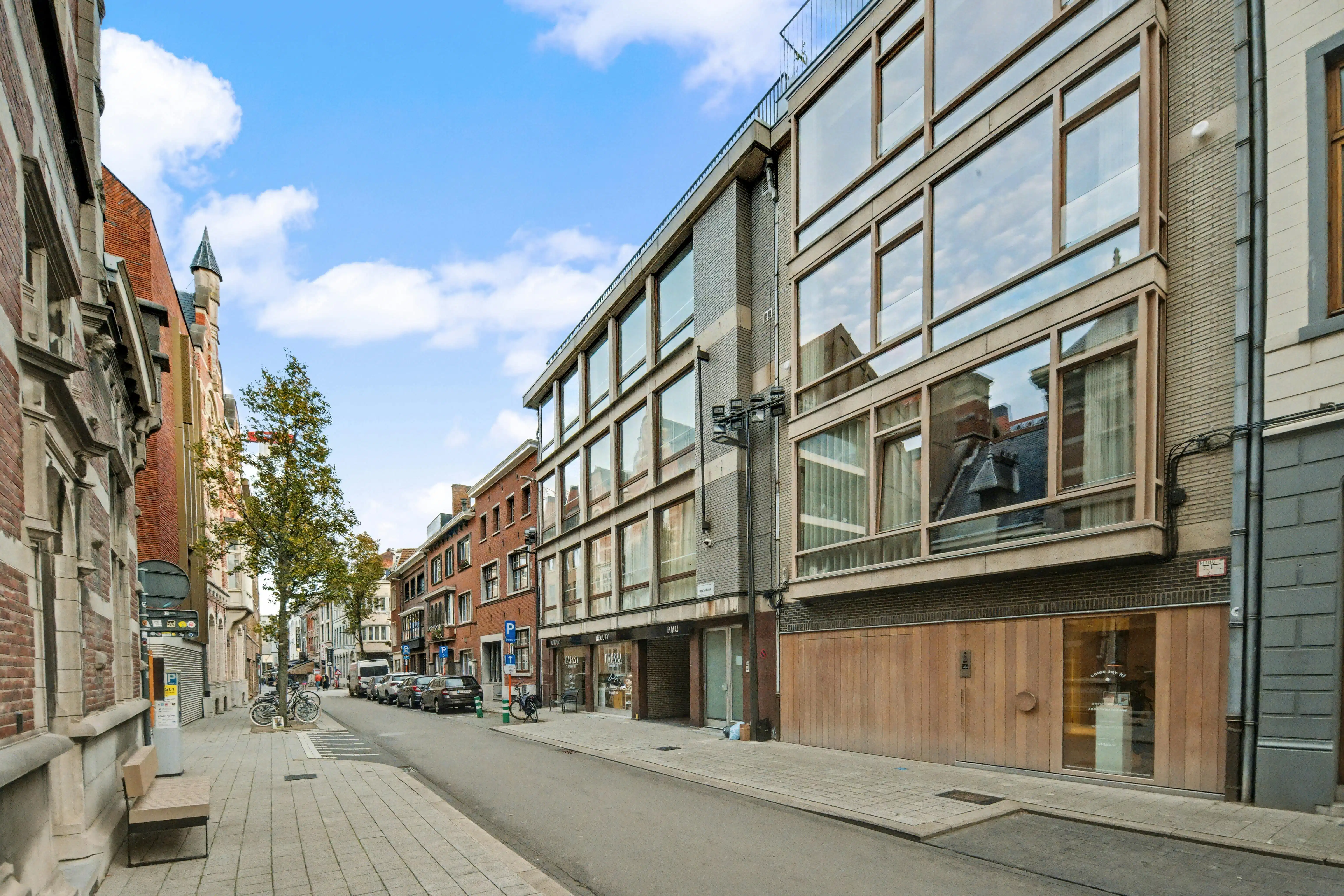 Exclusief duplex-penthouse met adembenemend terras in hartje Hasselt foto 25