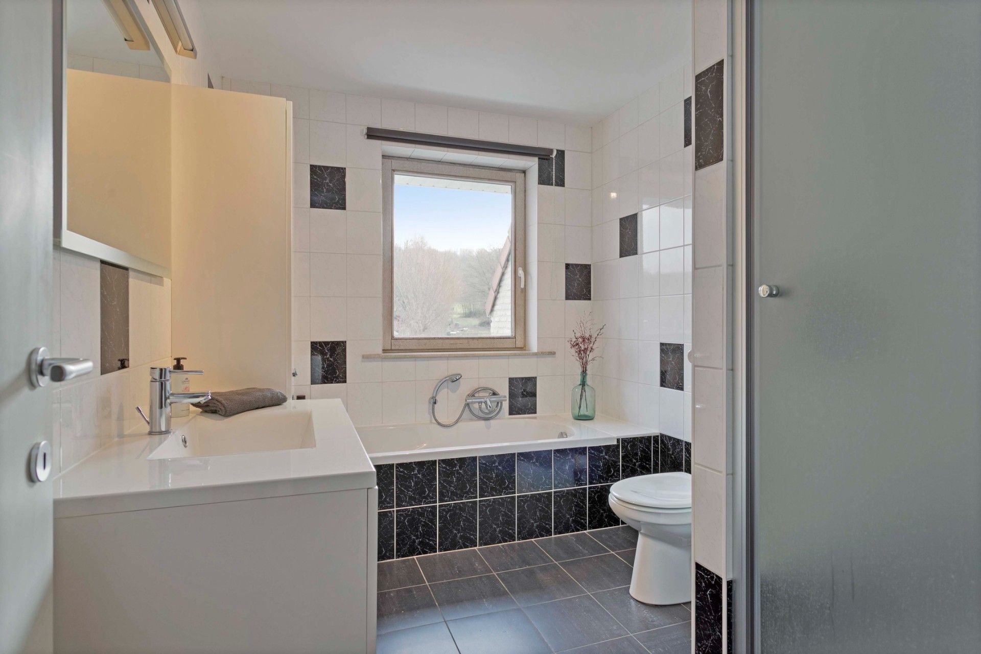 Rustig gelegen instapklare woning foto 16
