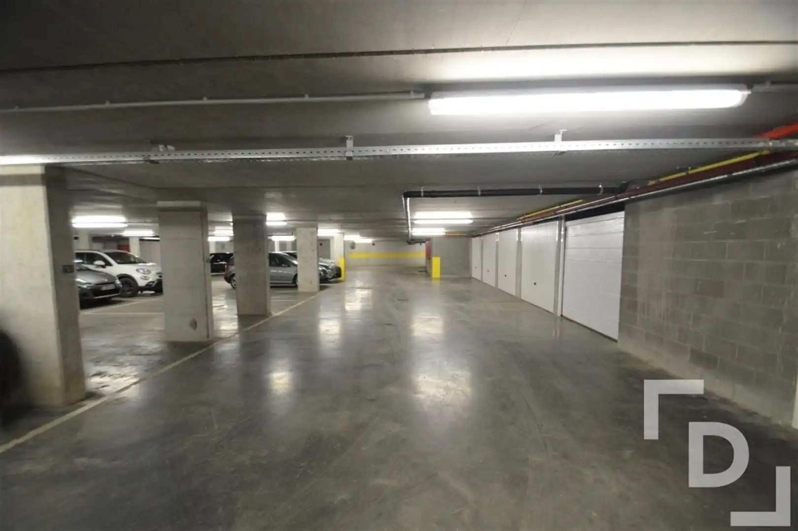 Appartement met autostaanplaats foto 16