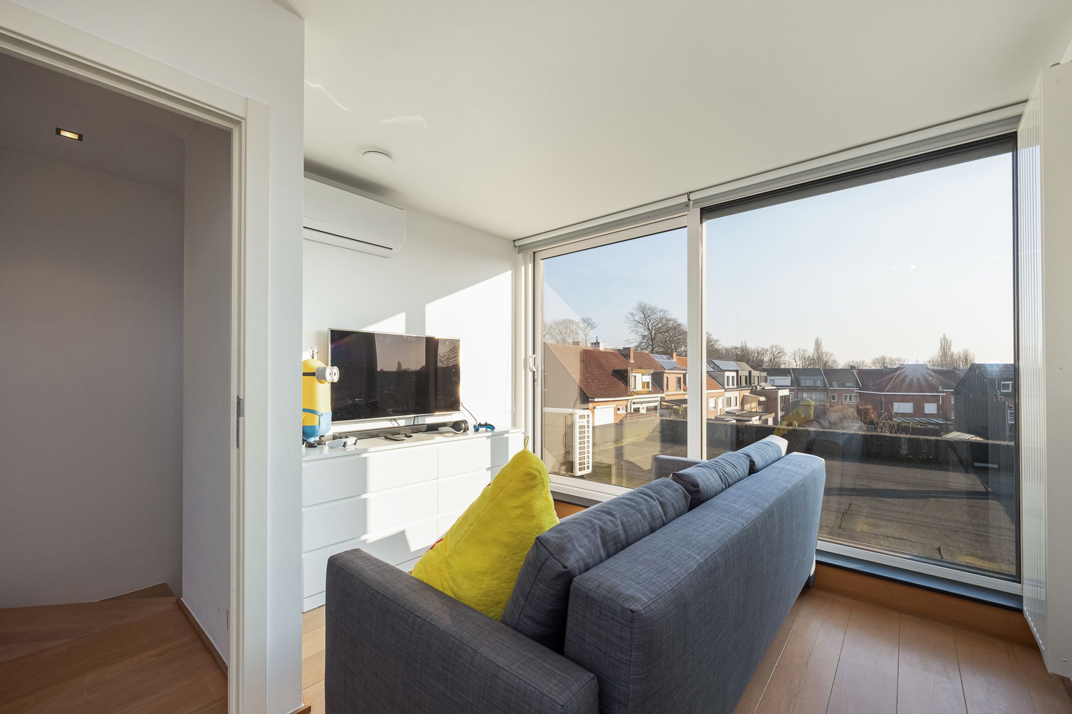 Moderne HOB met 4 slpks + kantoren en magazijnruimte  foto 23