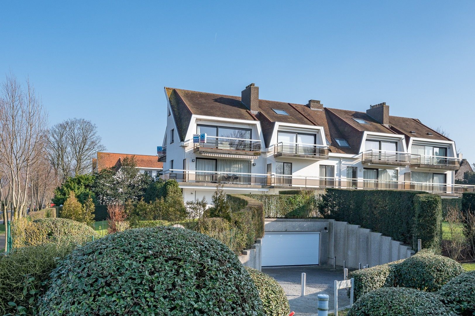 Zonnig gerenoveerd appartement met zuidwestgericht terras en open zicht op wandelafstand van het strand in hartje Zoute. foto 36