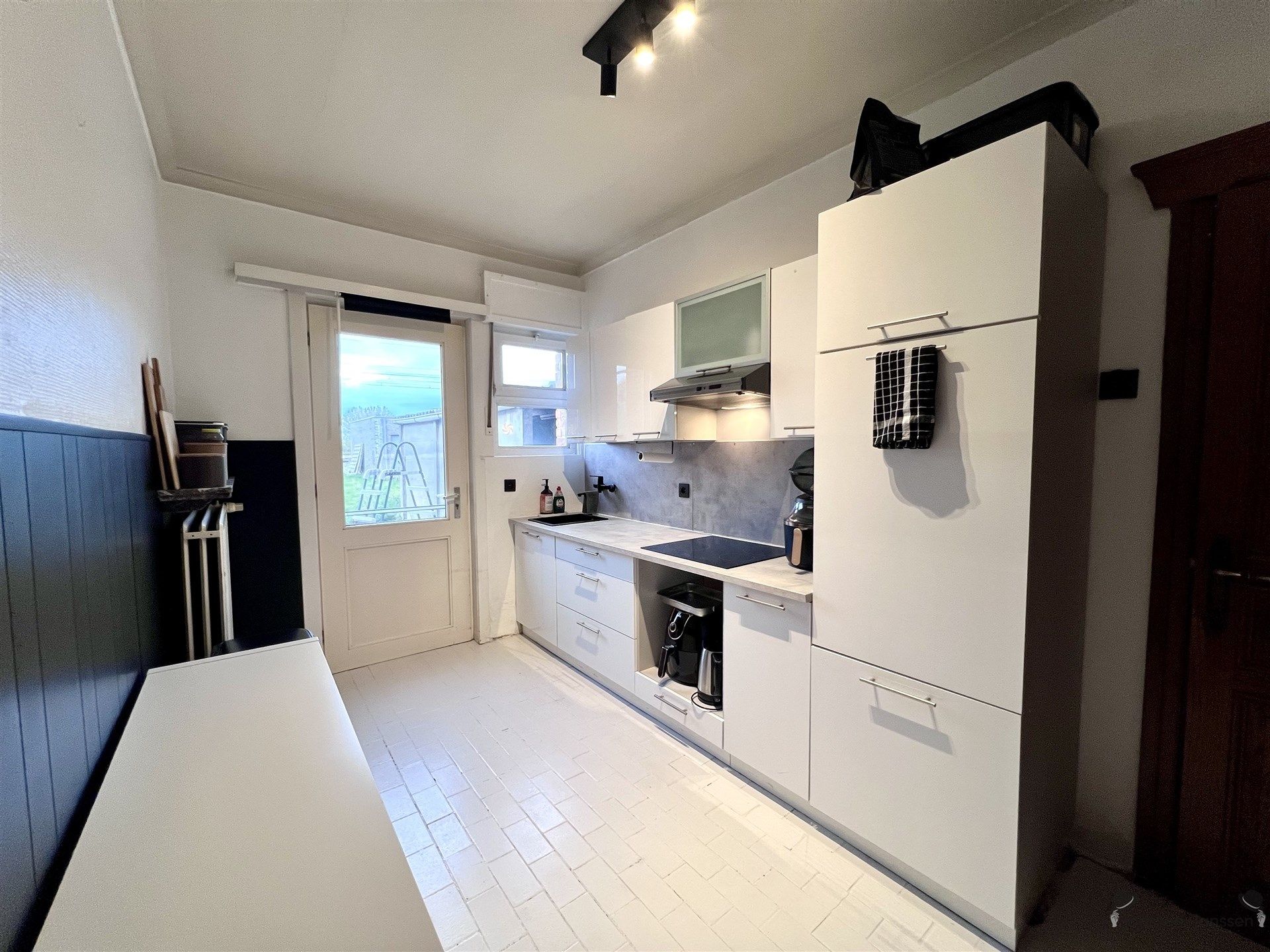 Rijwoning met 4 slaapkamers & tuin foto 5