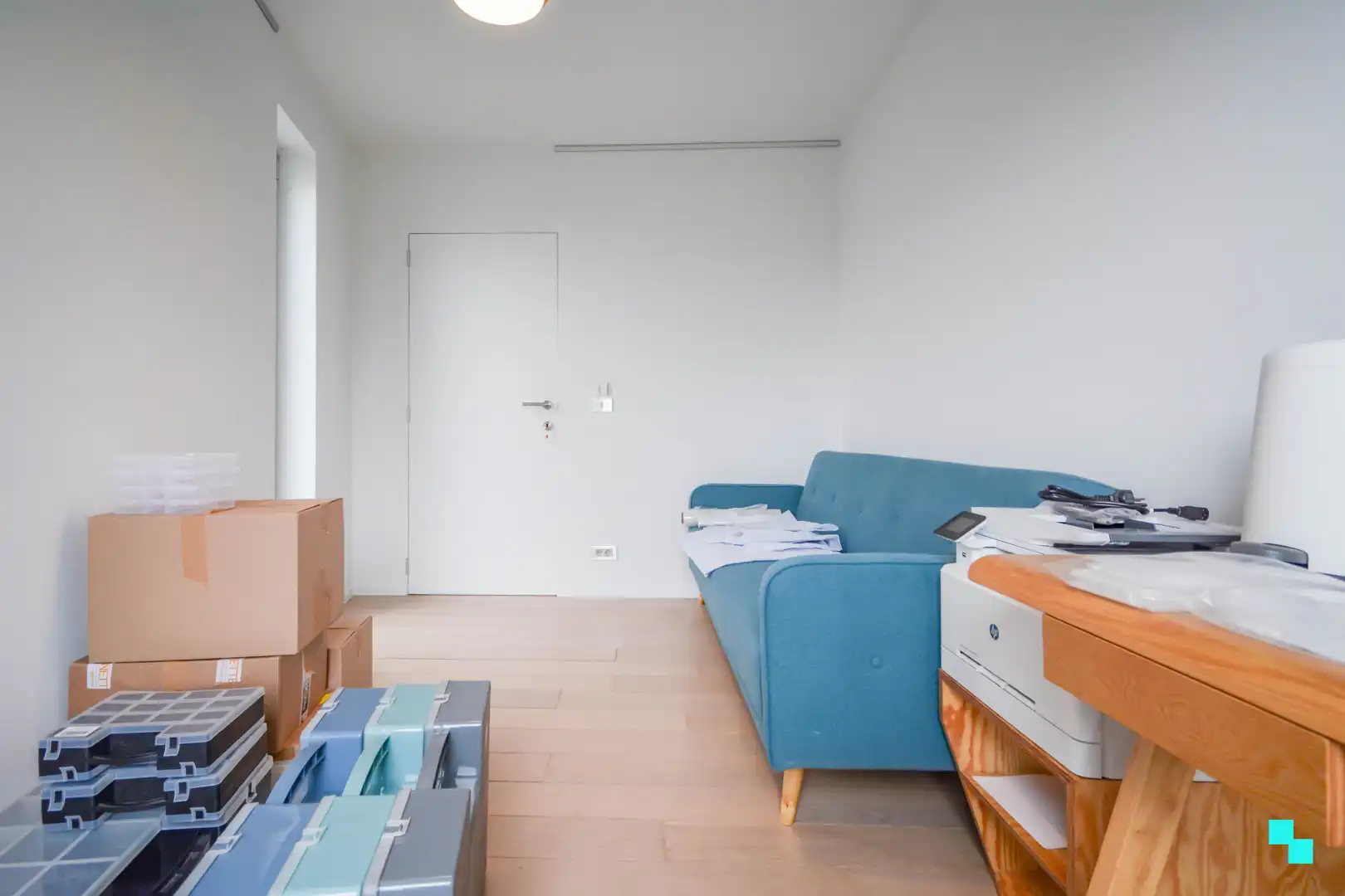 Bijzonder lichtrijke, moderne woning met zwembad te Izegem foto 26