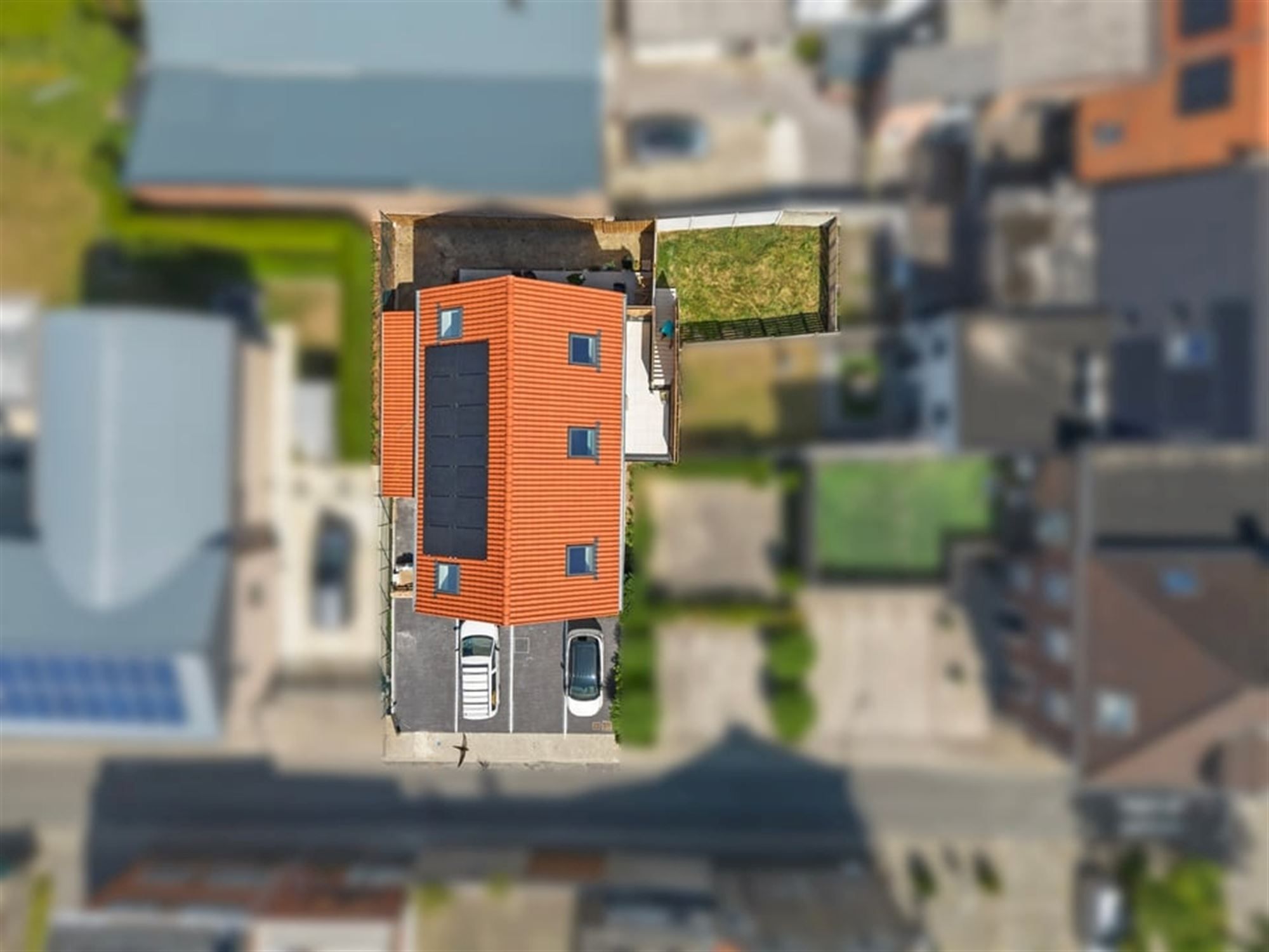 3 SLK APPARTEMENT MET RUIME TUIN EN PARKEERPLAATS IN HET CENTRUM VAN LANDEN  foto 2