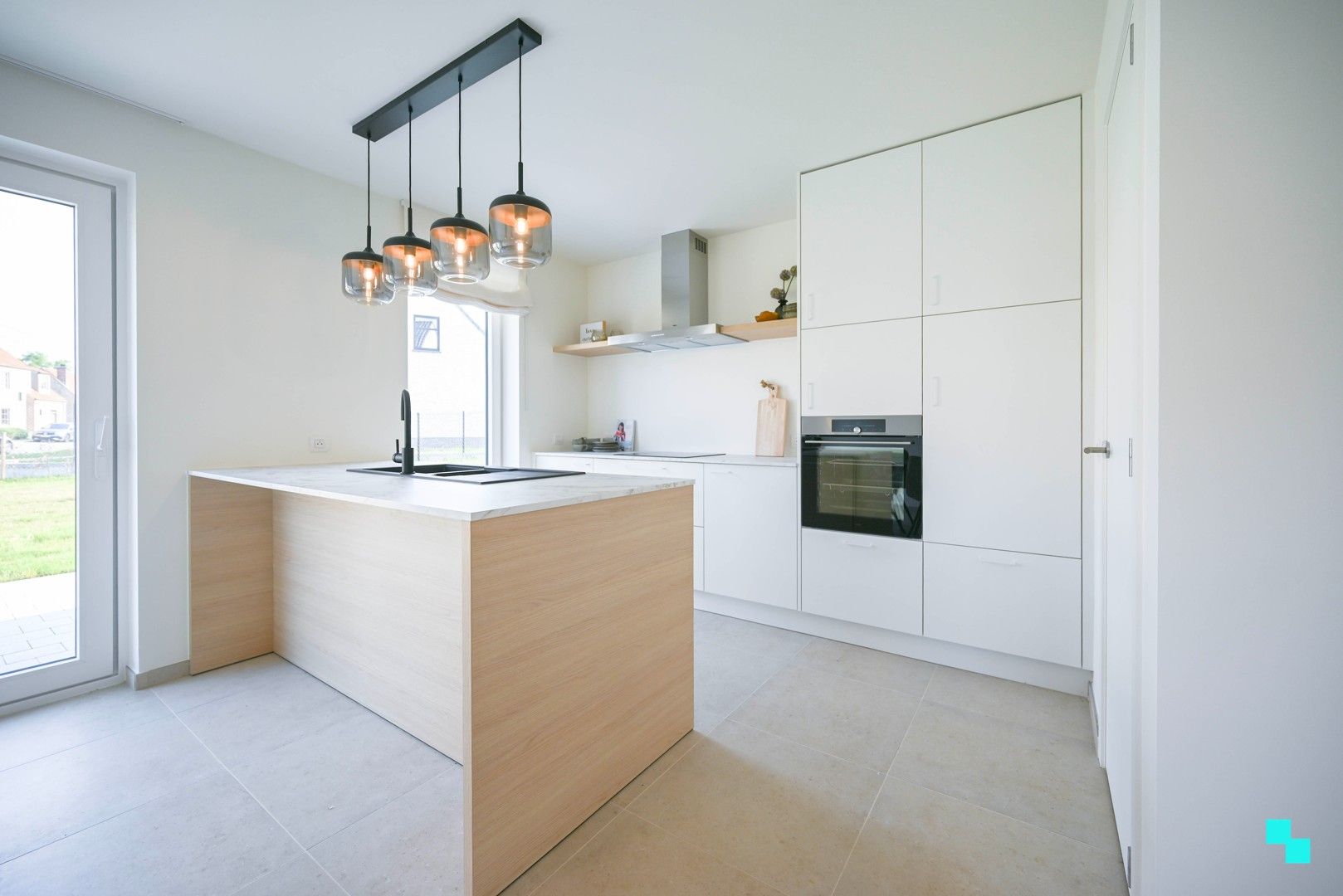 Ruime nieuwbouwwoning vlakbij het centrum van Wielsbeke foto 7