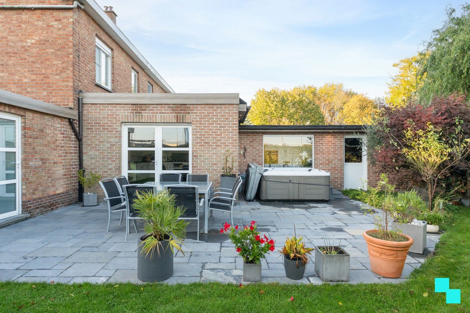 Instapklare HOB met dubbele garage nabij centrum Rumbeke foto 26