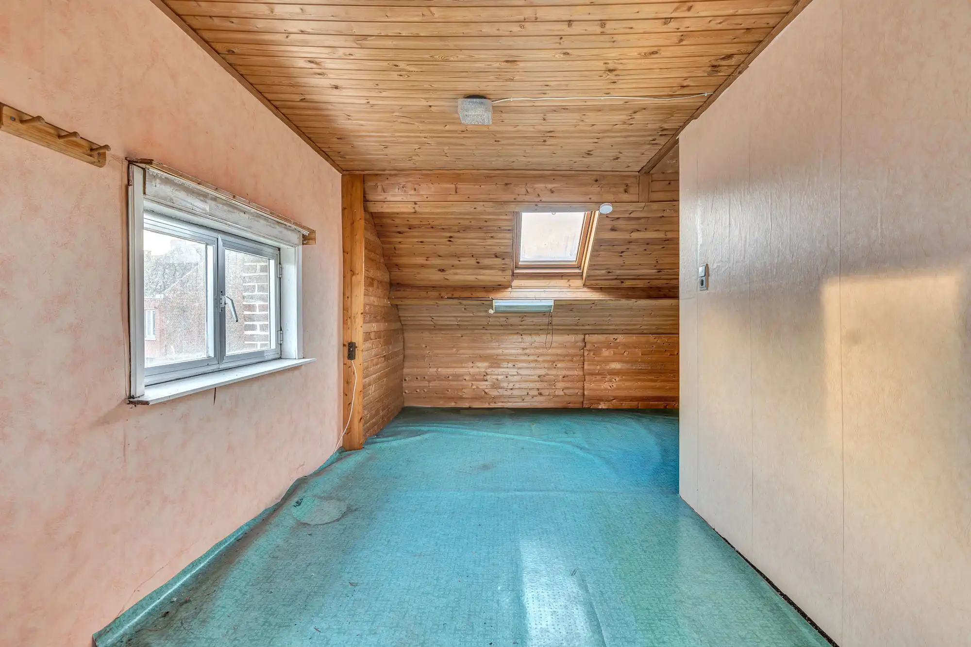 Te renoveren woning op toplocatie in Lede foto 14