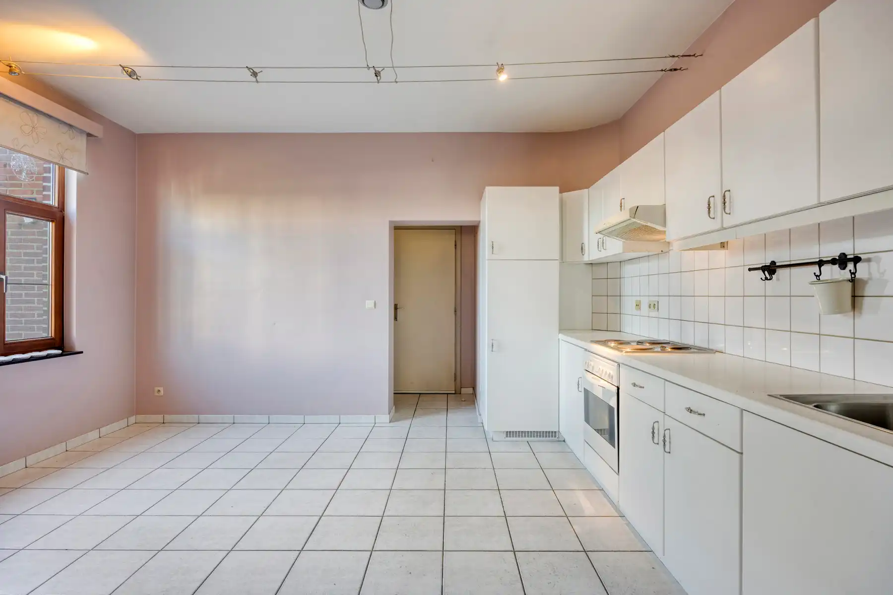 Praktische woning met 3 slaapkamers in centrum Maaseik. foto 7