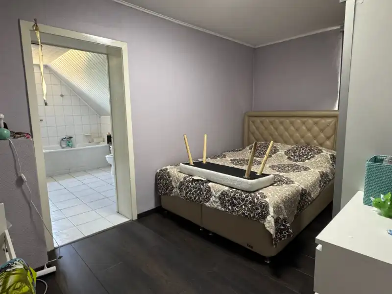 Woning met 4 slaapkamers en garage foto 13