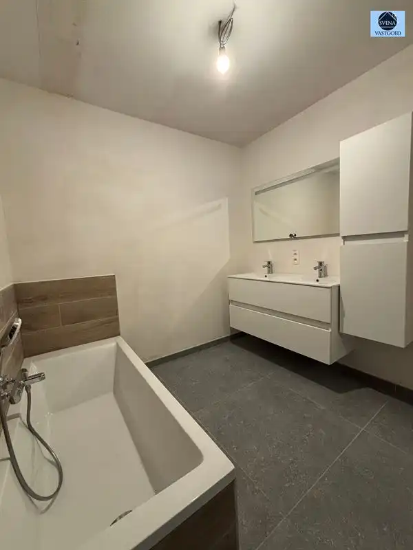NIEUWBOUWWONING MET 4 SLAAPKAMERS, GARAGE EN TUIN  foto 6