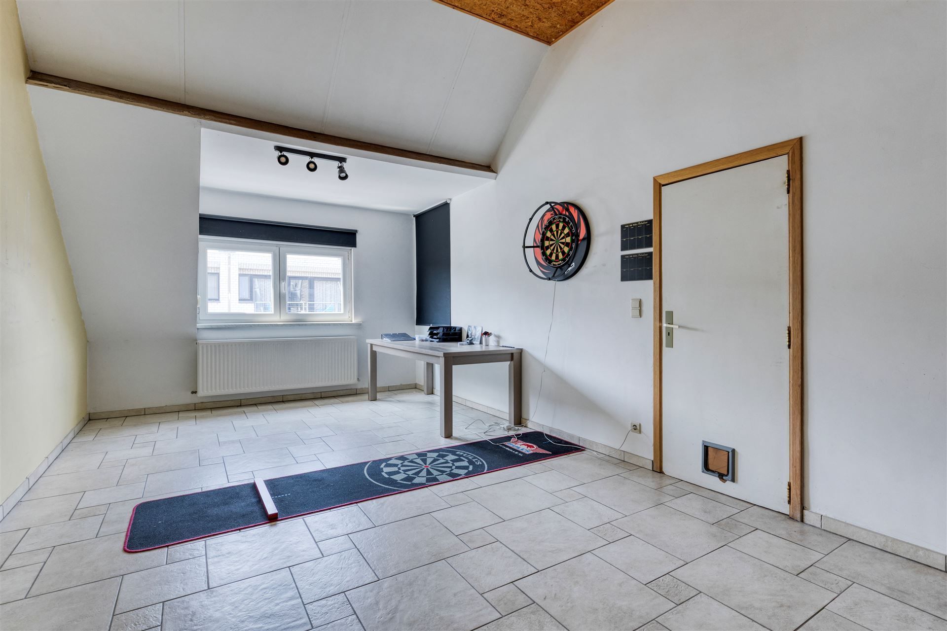 Ruime woning met 4 slaapkamers en stadstuin foto 16