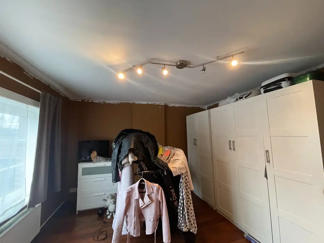 Rustig gelegen woning met koertje foto 10