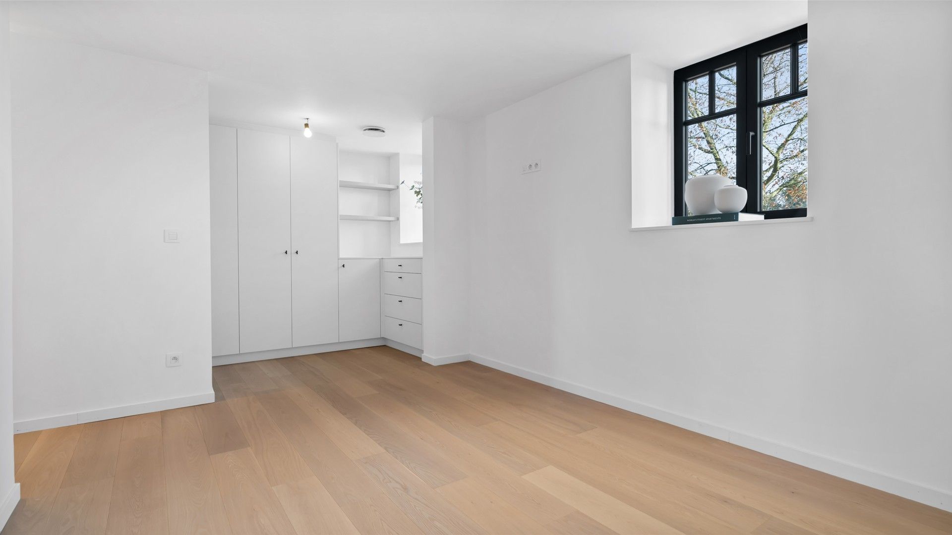 Exclusief hippisch eigendom met binnen- en buitenpiste, paardenstallen foto 33