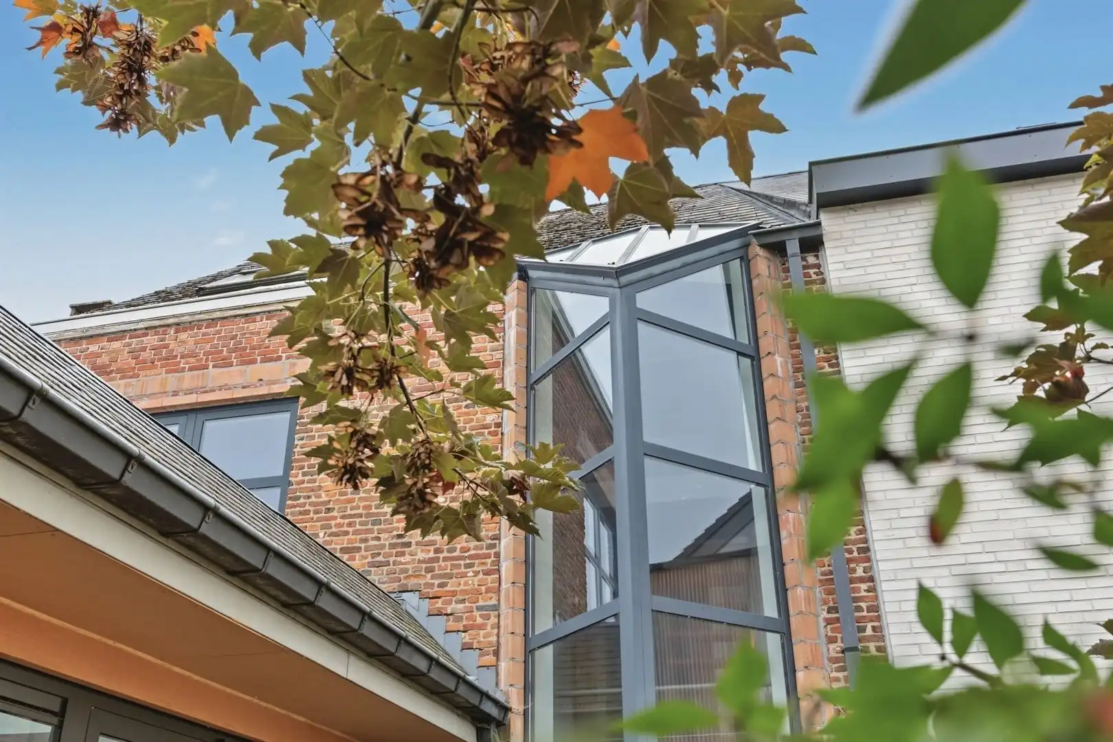 Een ruime, lichtrijke woning met uitbreidingsmogelijkheden in het hart van Zemst foto 27
