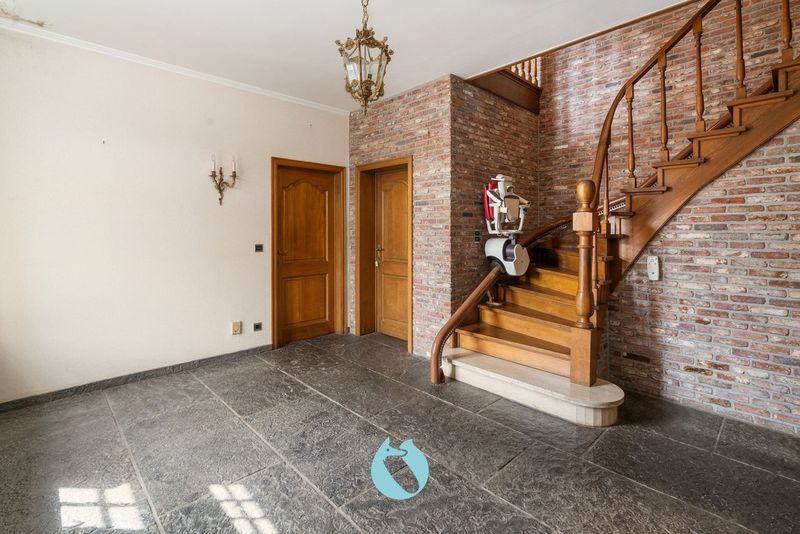 Magnifieke villa met 5 slpks en schuur op ruim 1.700m² foto 4