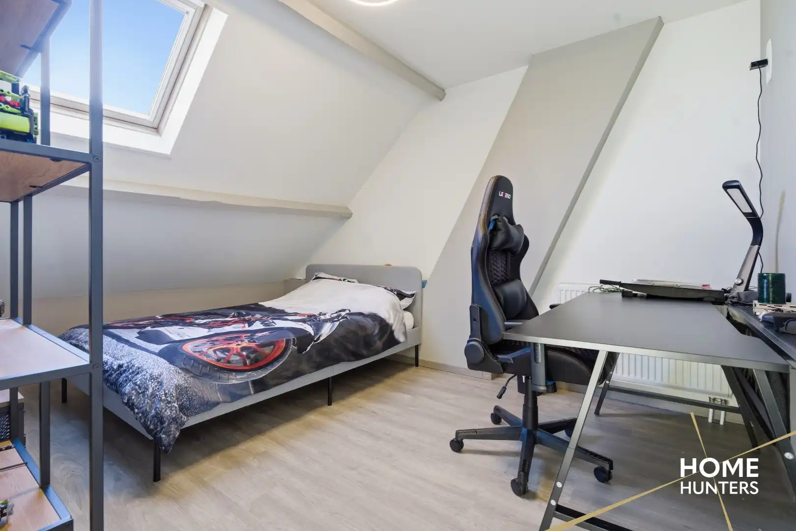 Volledig gerenoveerde gezinswoning met 4 slaapkamers en zuidgerichte tuin! foto 12