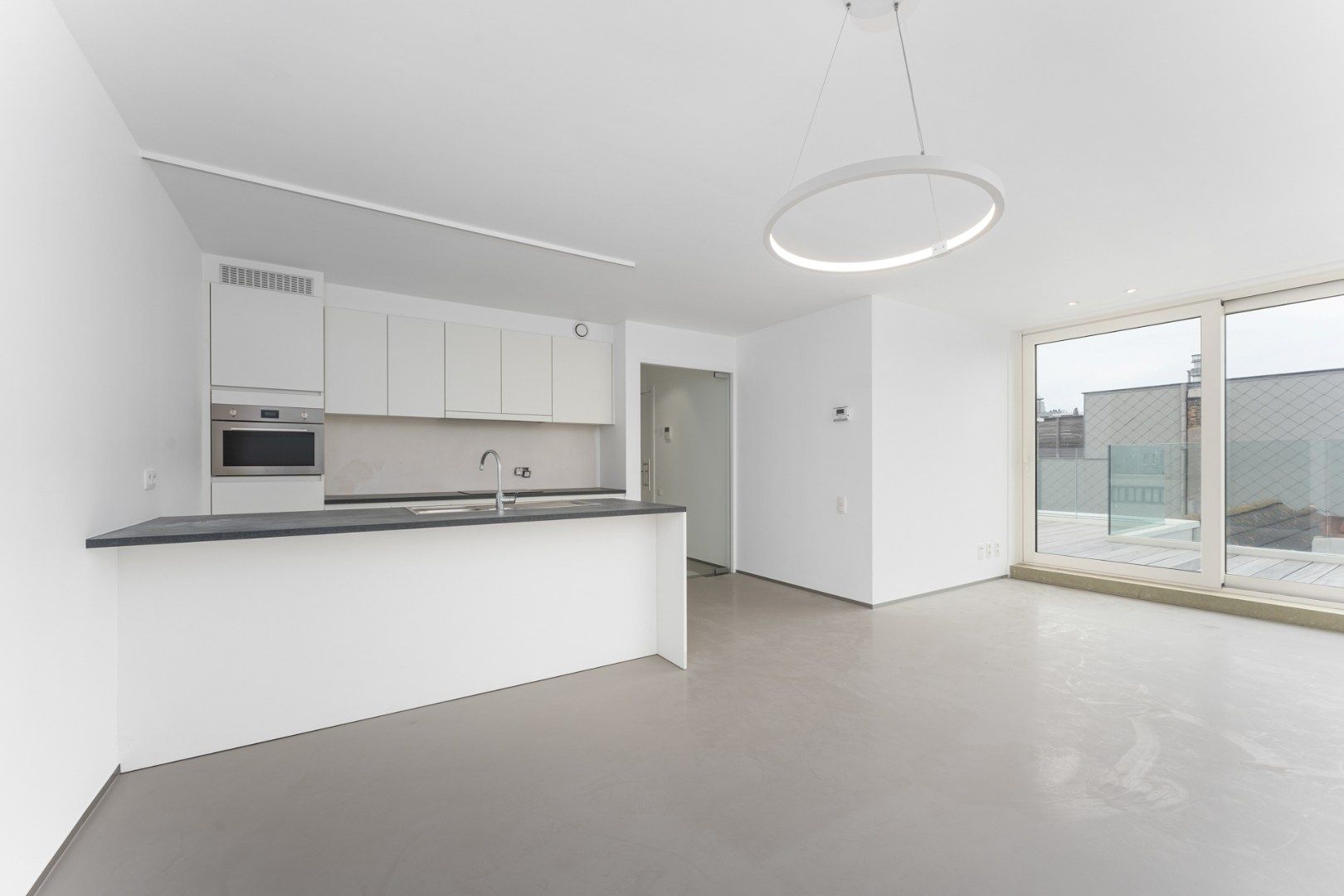 Penthouse met royaal terras in het centrum van Oostende! foto 5