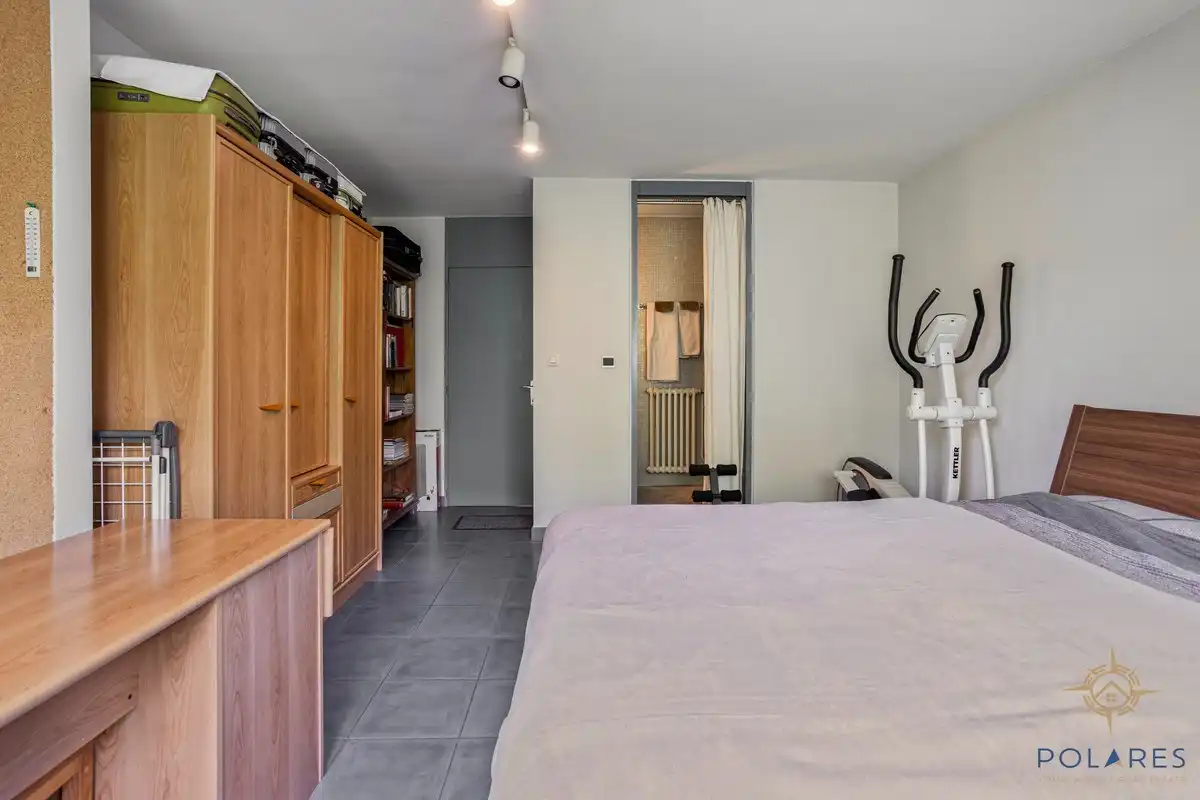 handelspand met ruime woning foto 34