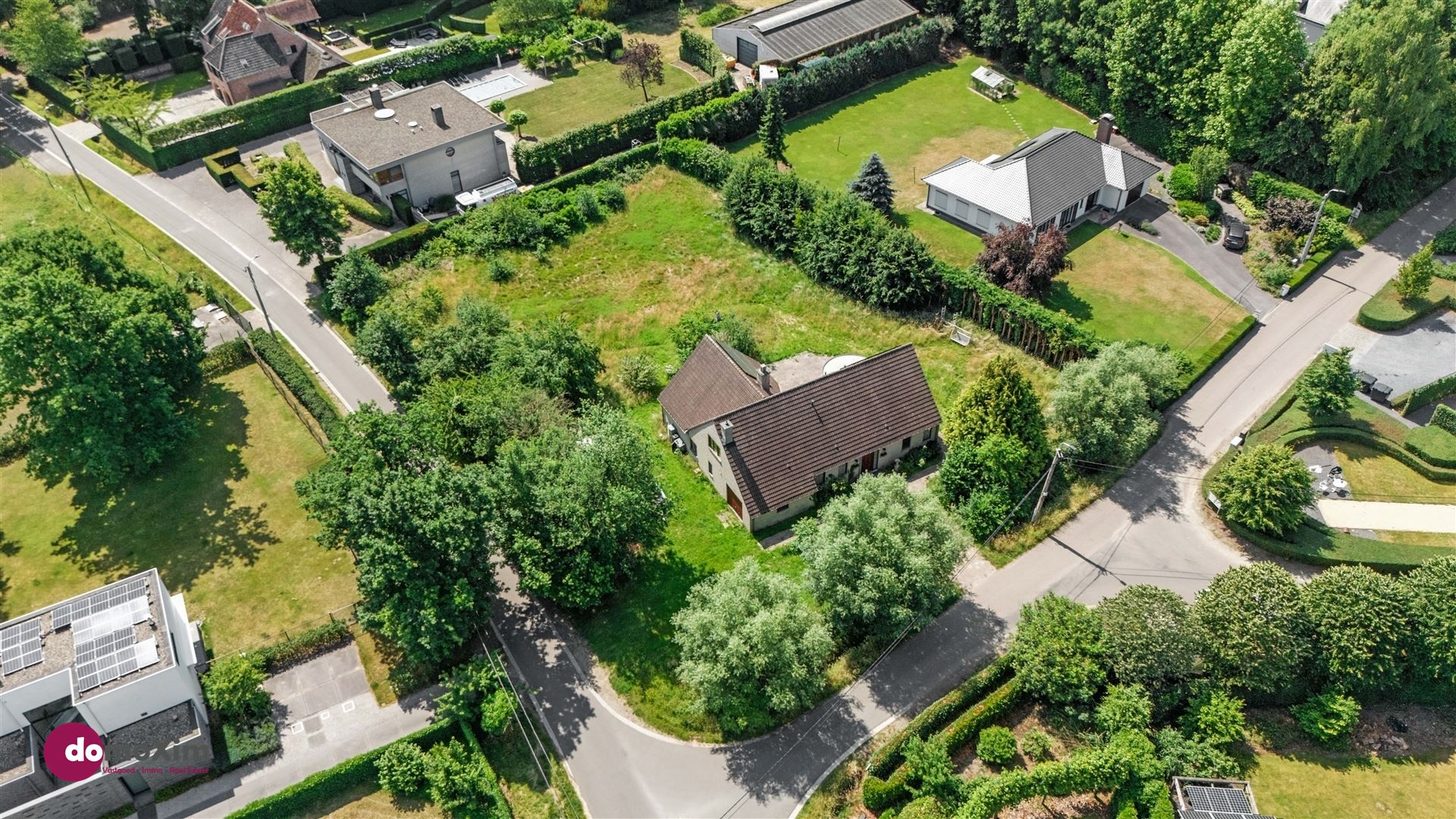 Op te frissen villa met 341 m2 bewoonbare oppervlakte ! foto 30