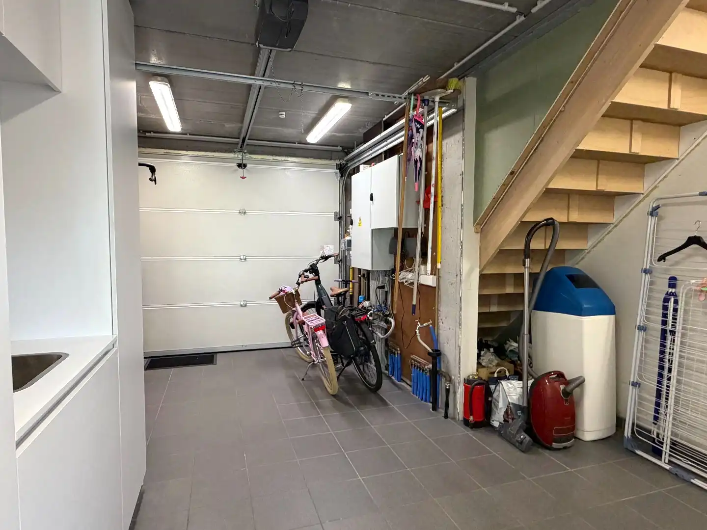 Prachtige woning met 3 slaapkamers, zonnepanelen en thuisbatterijen op rustige ligging! foto 20