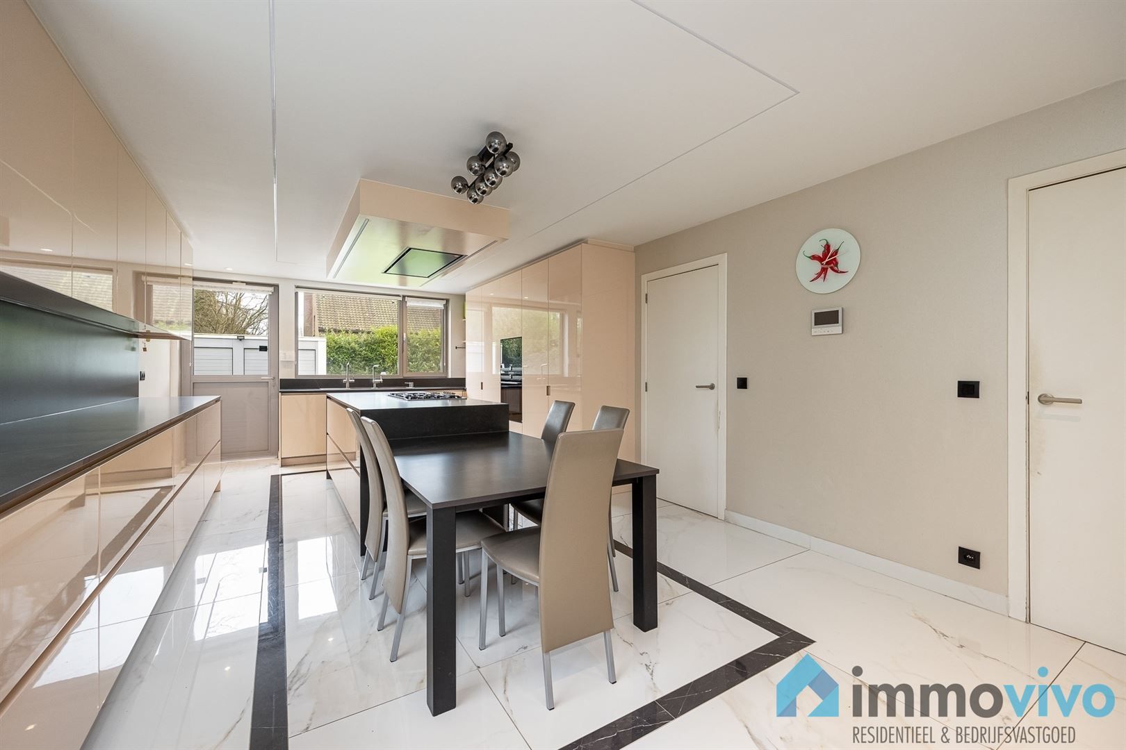 Prachtige ruime villa aan Park Den Brandt foto 9