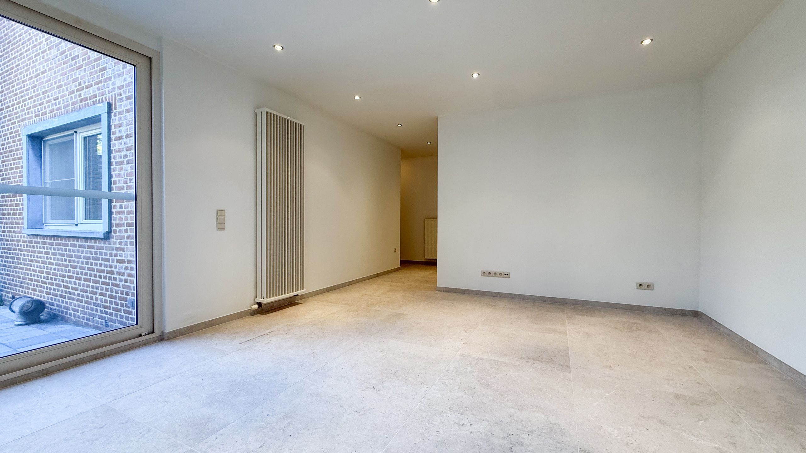 Opbrengsteigendom met Appartement en kantoorruimte! foto 22