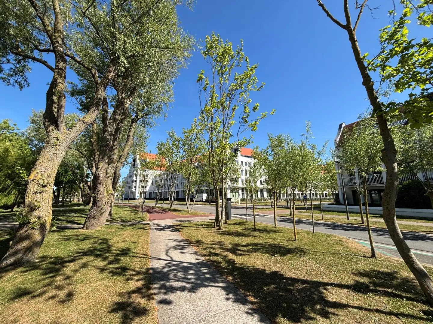 Penthouse met zongericht terras in Residentie Meerzicht foto 19