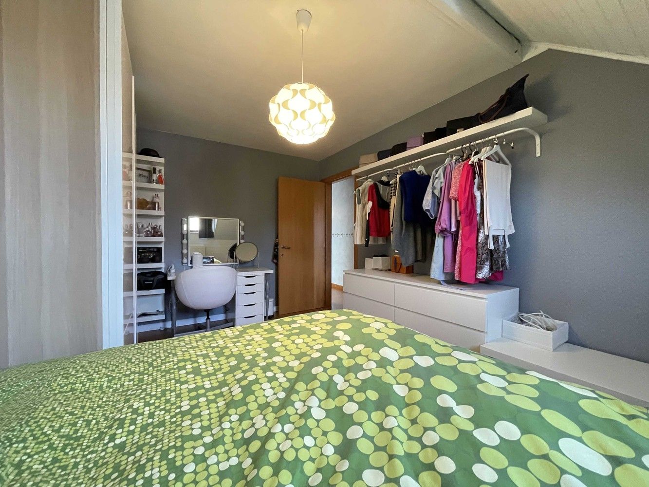 Gunstig gelegen woning met zwembad foto 21