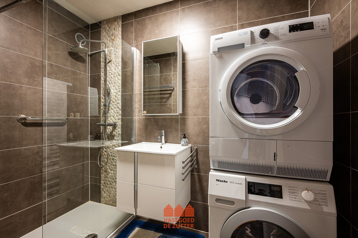 Instapklaar appartement in het centrum foto 13